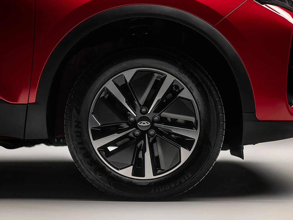 17'' alloy wheels